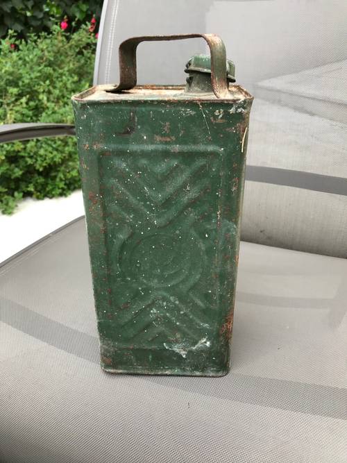 Vends bidon essence année 1935