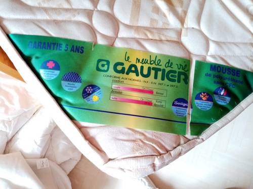 Vends lit 1 personne