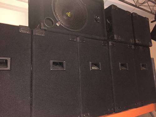 Enceinte Moquette