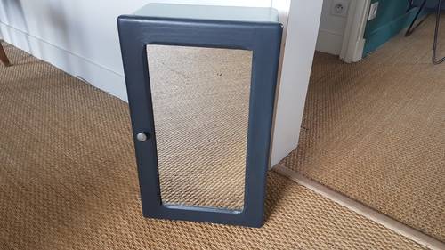 Vends armoire pharmacie vintage