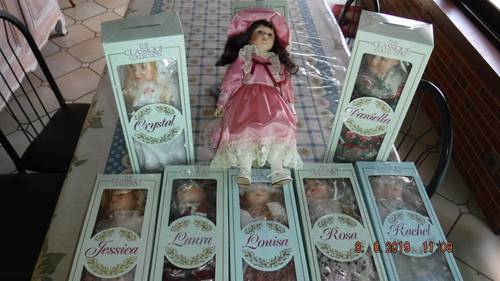 Vends POUPEE PORCELAINE COLLECTION