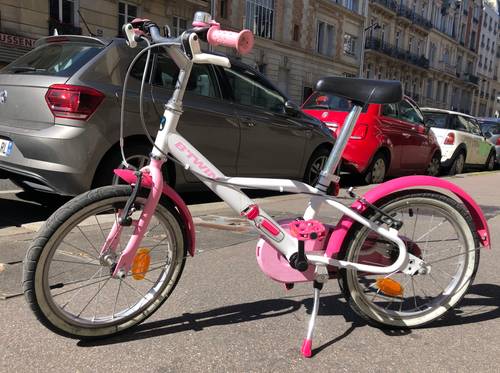 Vends 2 vélos Décathlon roses 14 pouces