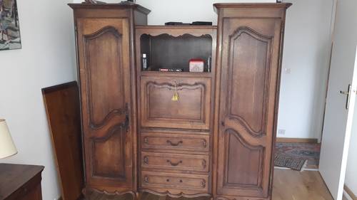 Vends armoire rustique secrétaire / rangements / tiroirs