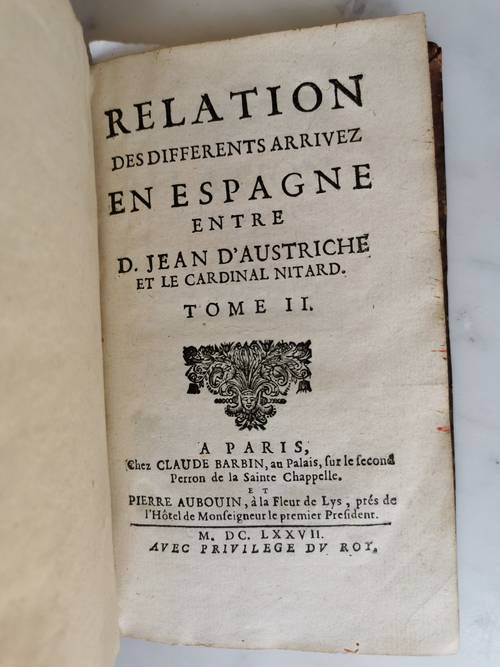 Relation des différents arrivez en Espagne, tome II - livre XVIIème