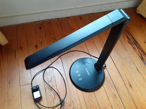 Vends lampe de lecture SlimLED 8 W