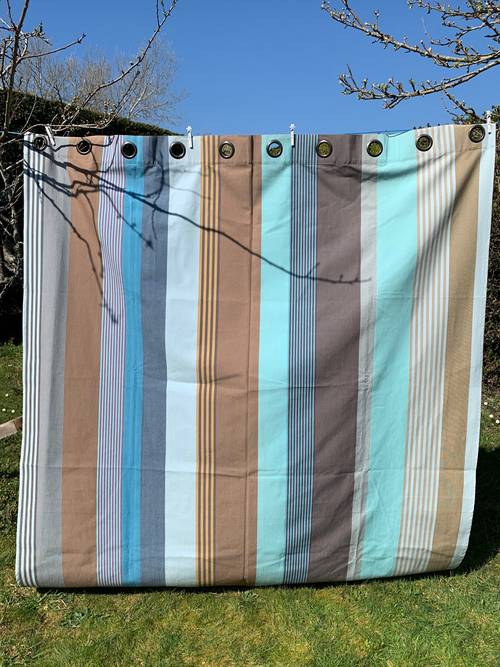 Vends magnifique paire de rideaux de marque "Tissage de Luz"