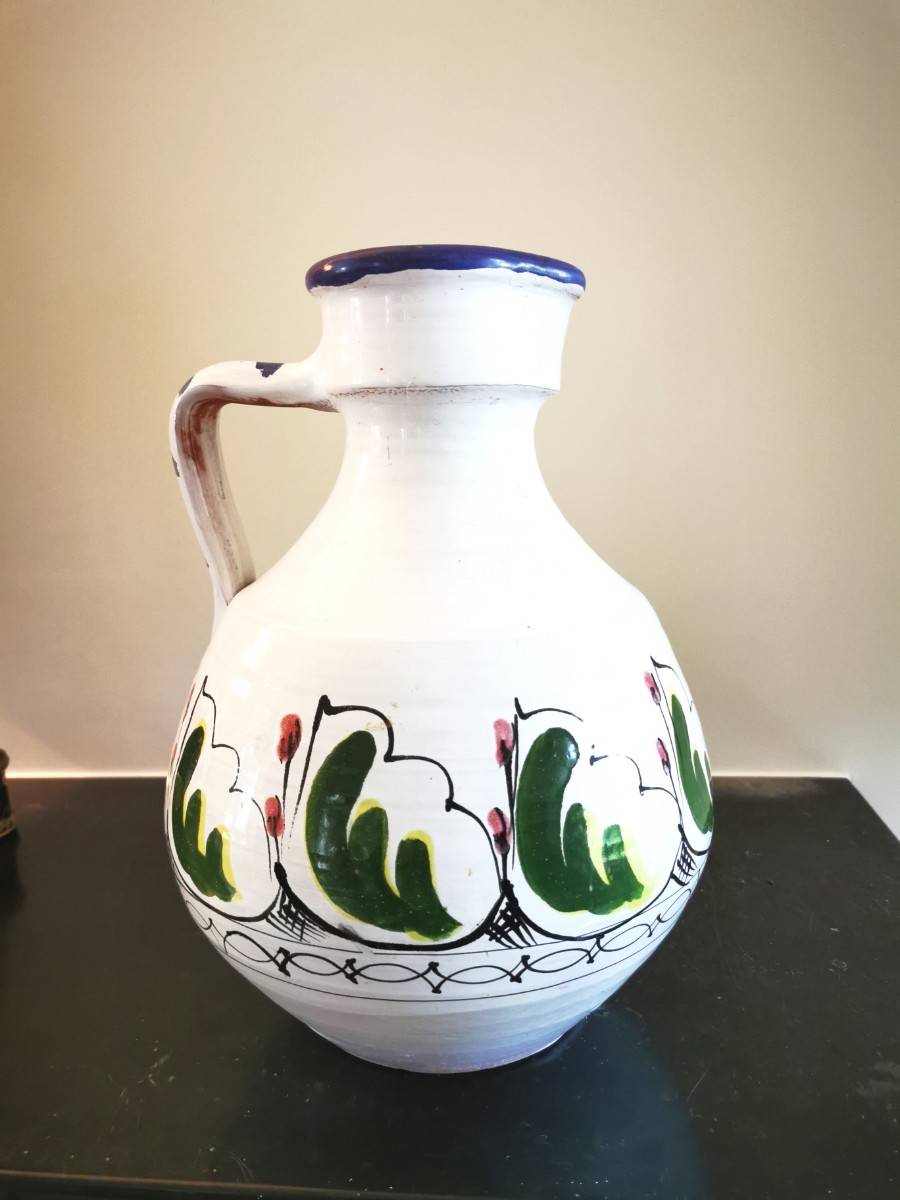 Vends grande Cruche en faïence de 33 cm de hauteur, beaucoup de chic ! Excellent état