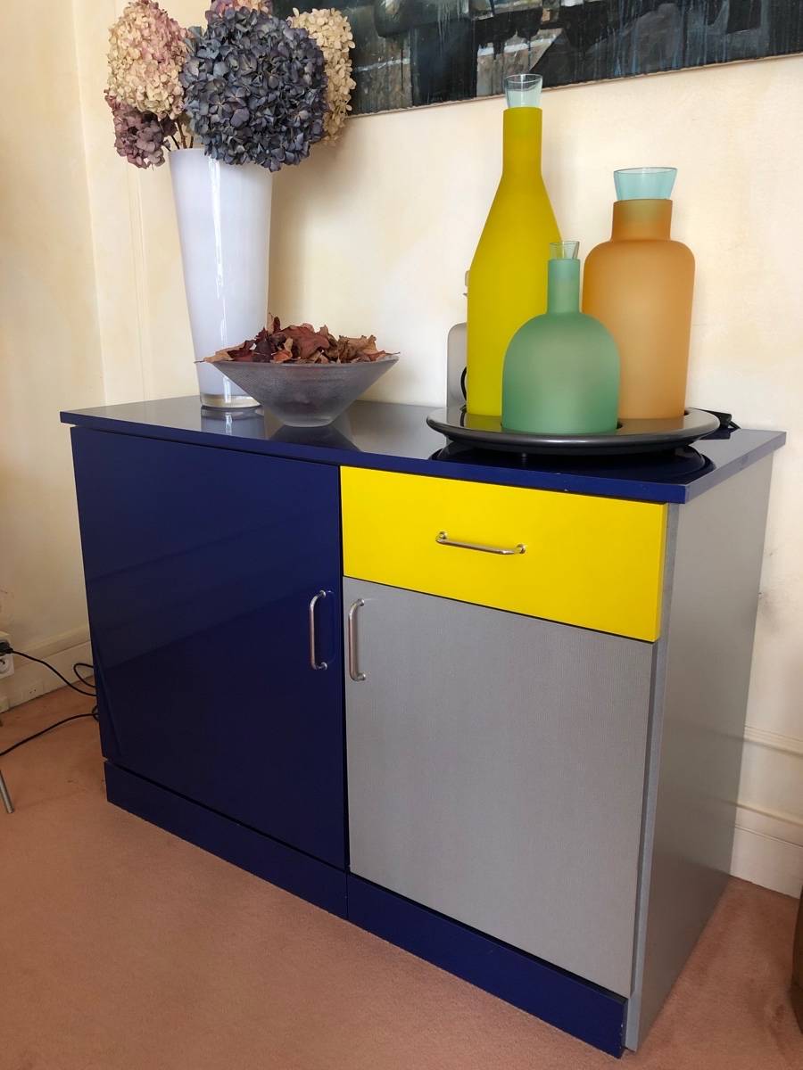 Rare buffet design en très bon état