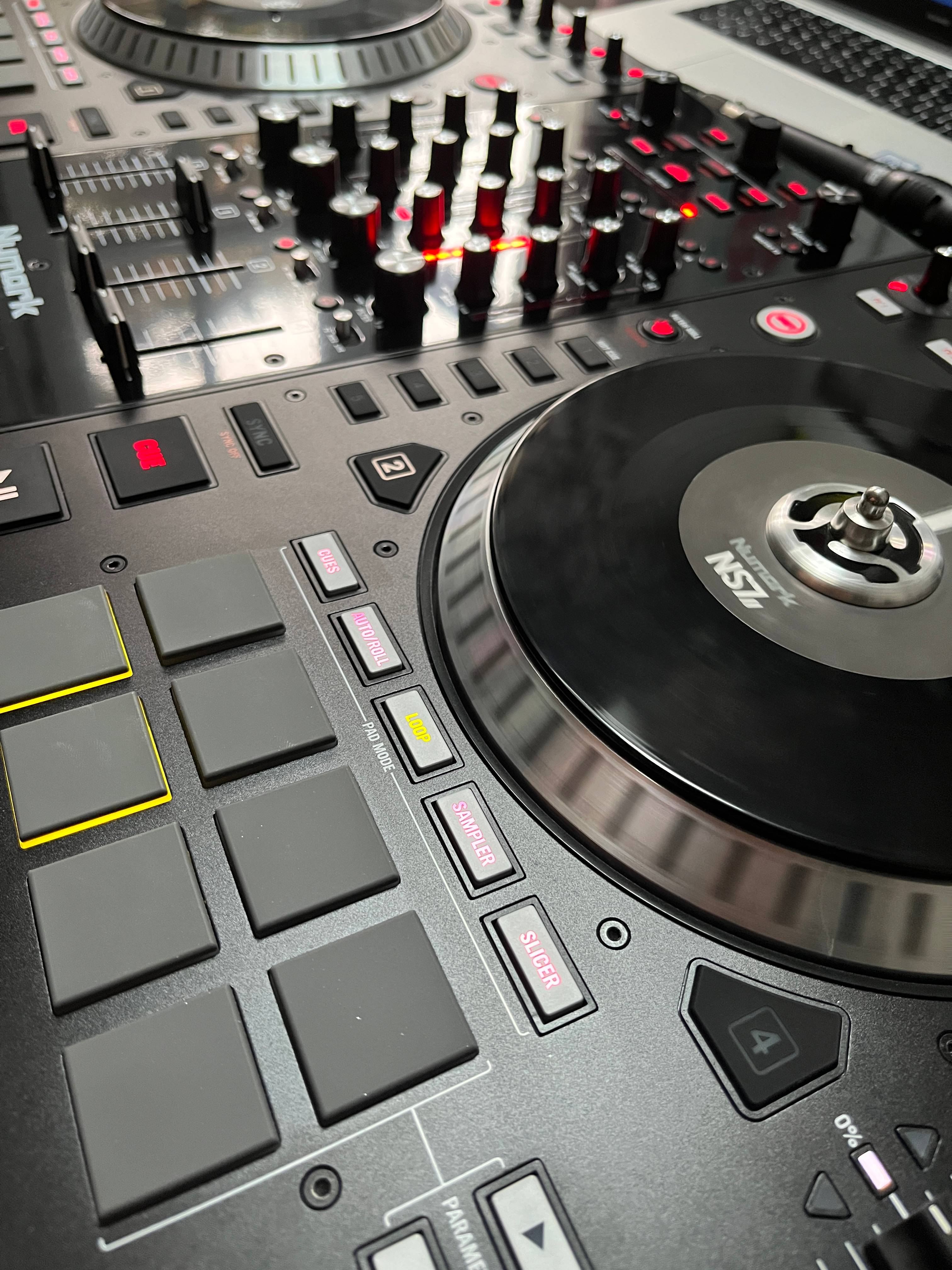 Propose sono, accessoires et prestations DJ