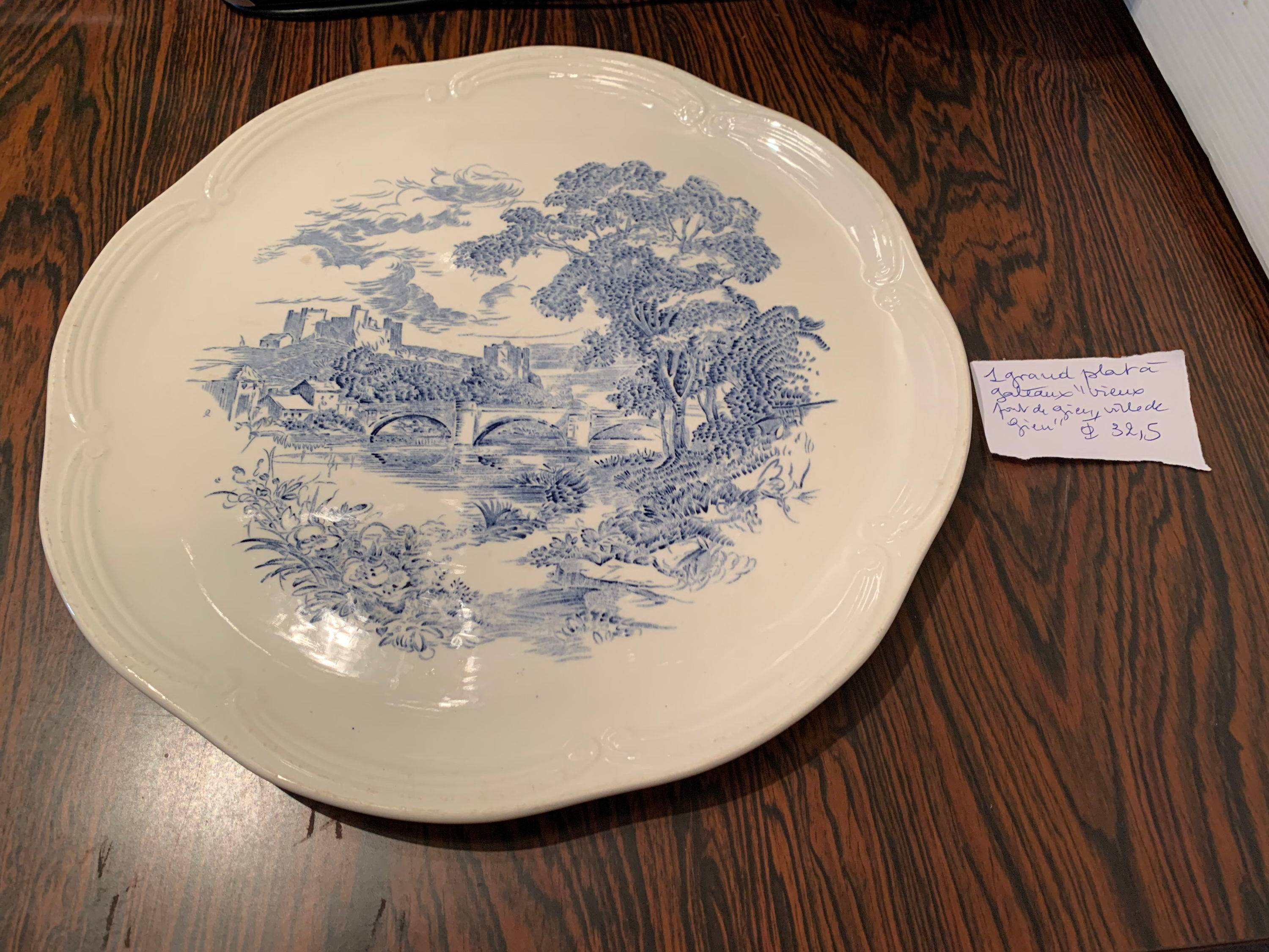 Vends vaisselle en faïence bleue Gien