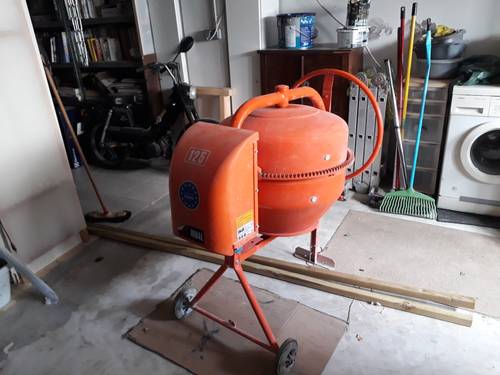 Vends bétonnière 125L