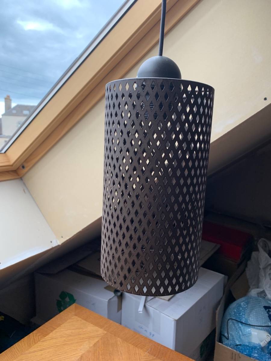 Suspension en métal marron ajourée marque Ikea