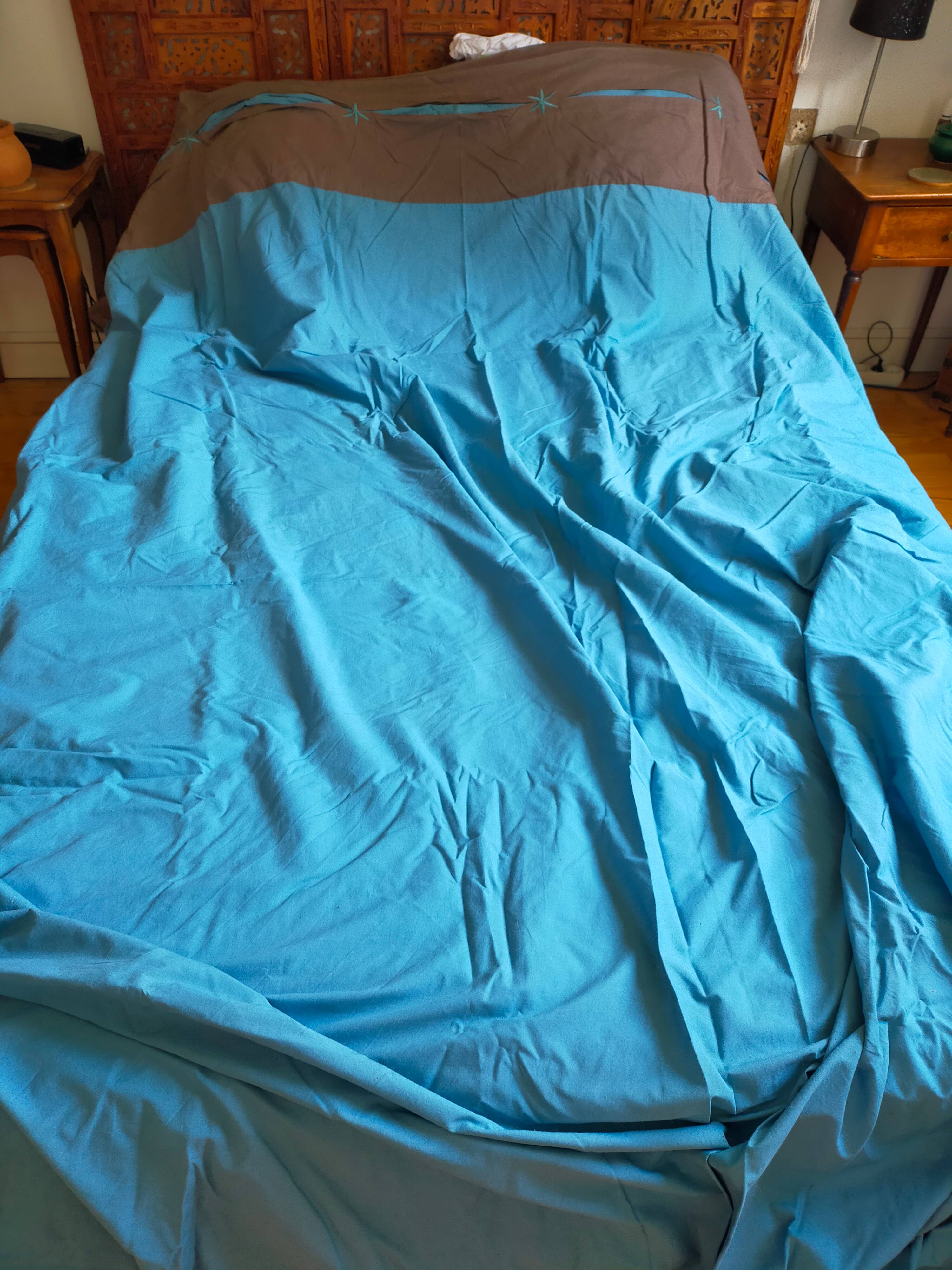 Grand drap plat bleu & marron pour lit 2 personnes