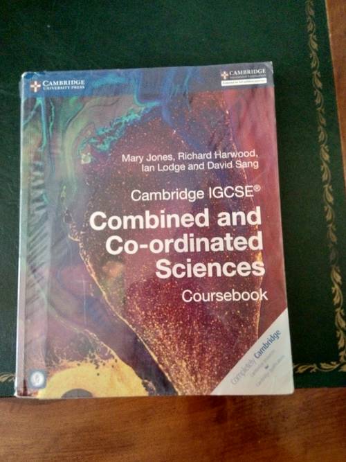 Livre Cambridge IGCSE Sciences