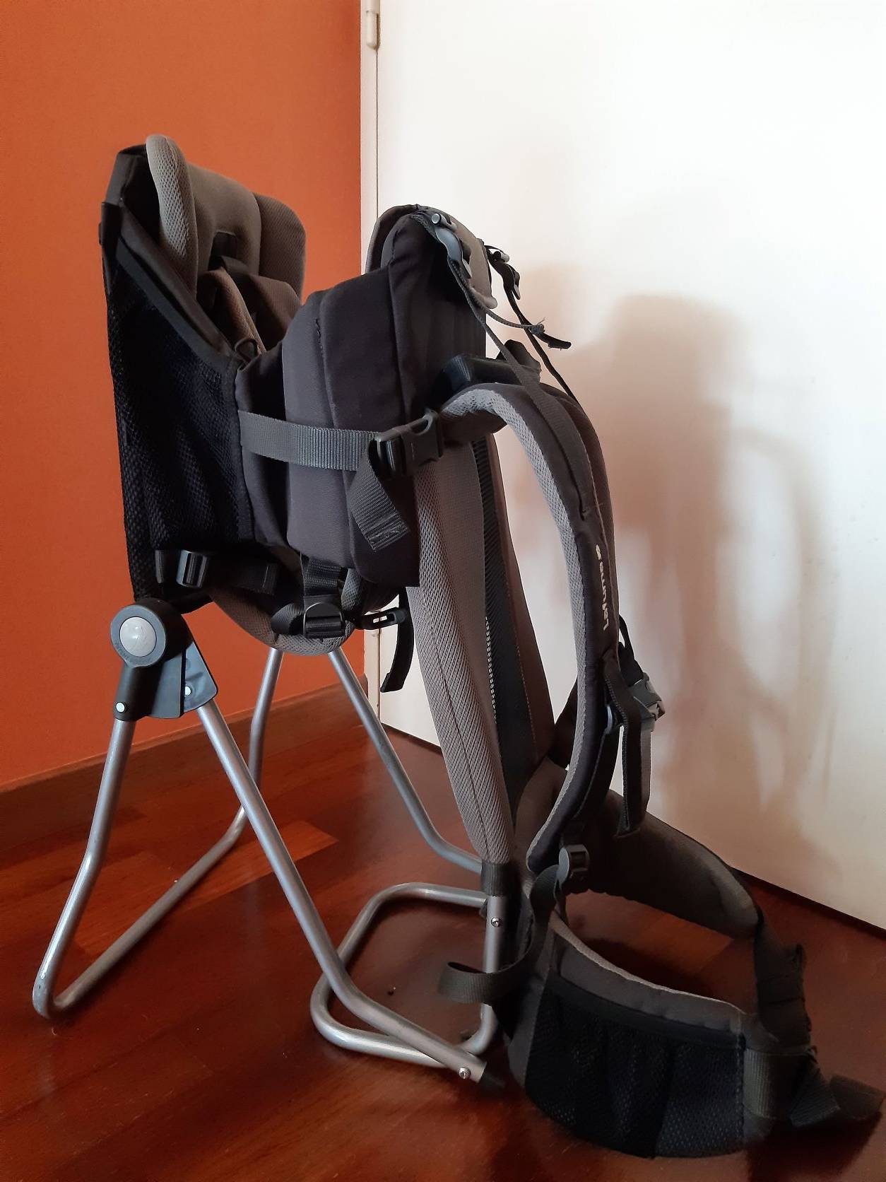 Vends Porte Bebe A Armature Lafuma Walkid Light Sur Gens De Confiance