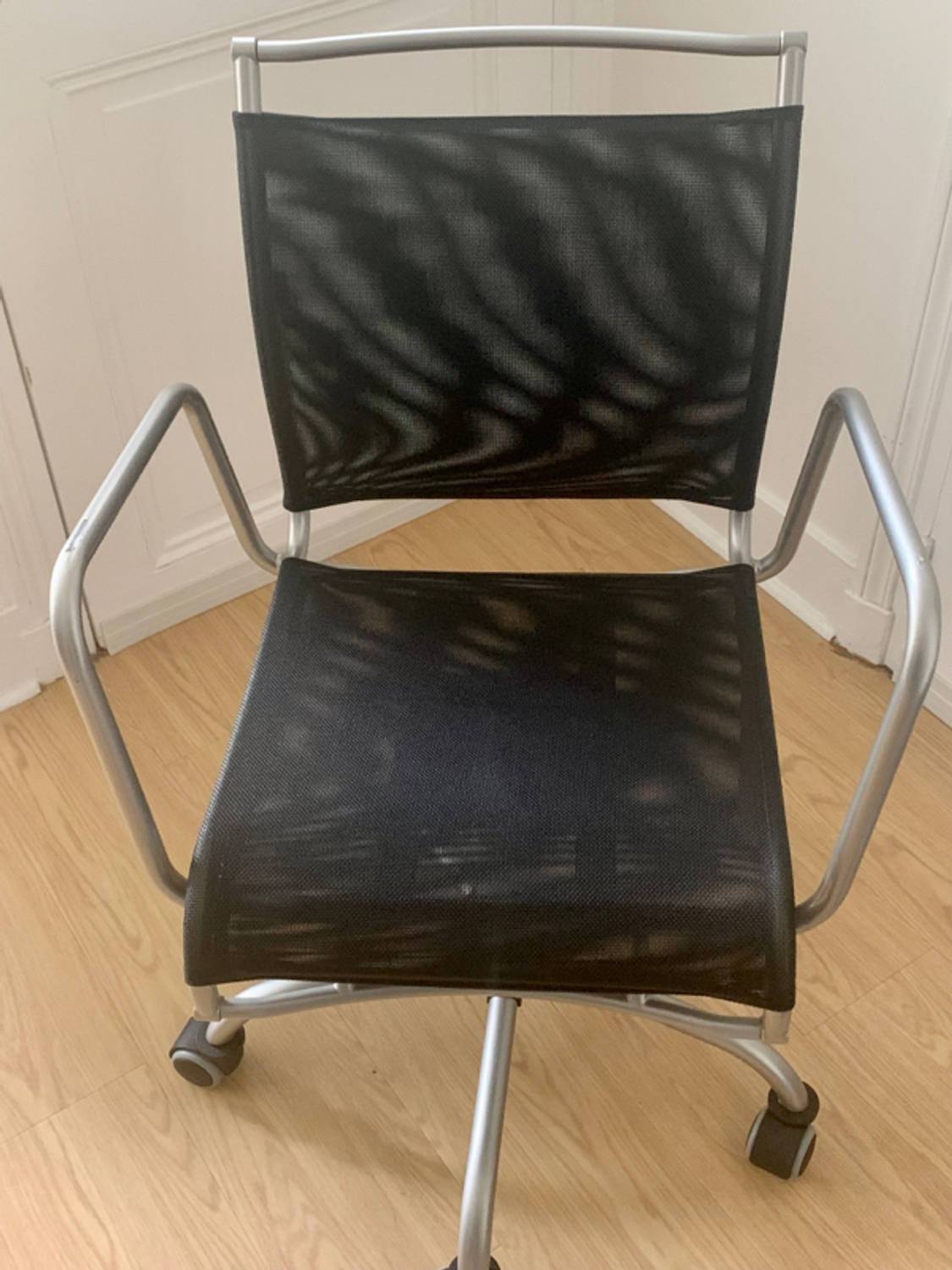 Vends chaise de bureau ergonomique Habitat