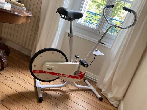 Vends joli vélo d’appartement vintage