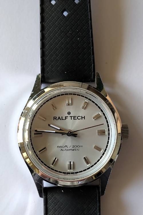 Vends montre "Ralf Tech", mouvement mécanique