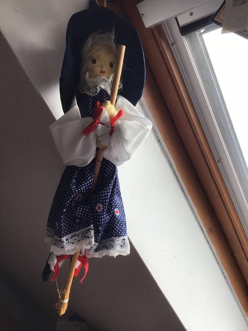 Halloween sorcière à accrocher