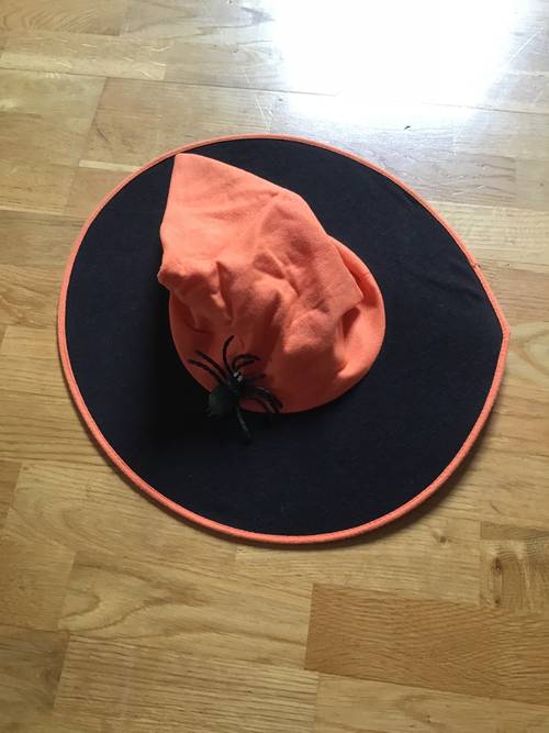 Halloween chapeaux