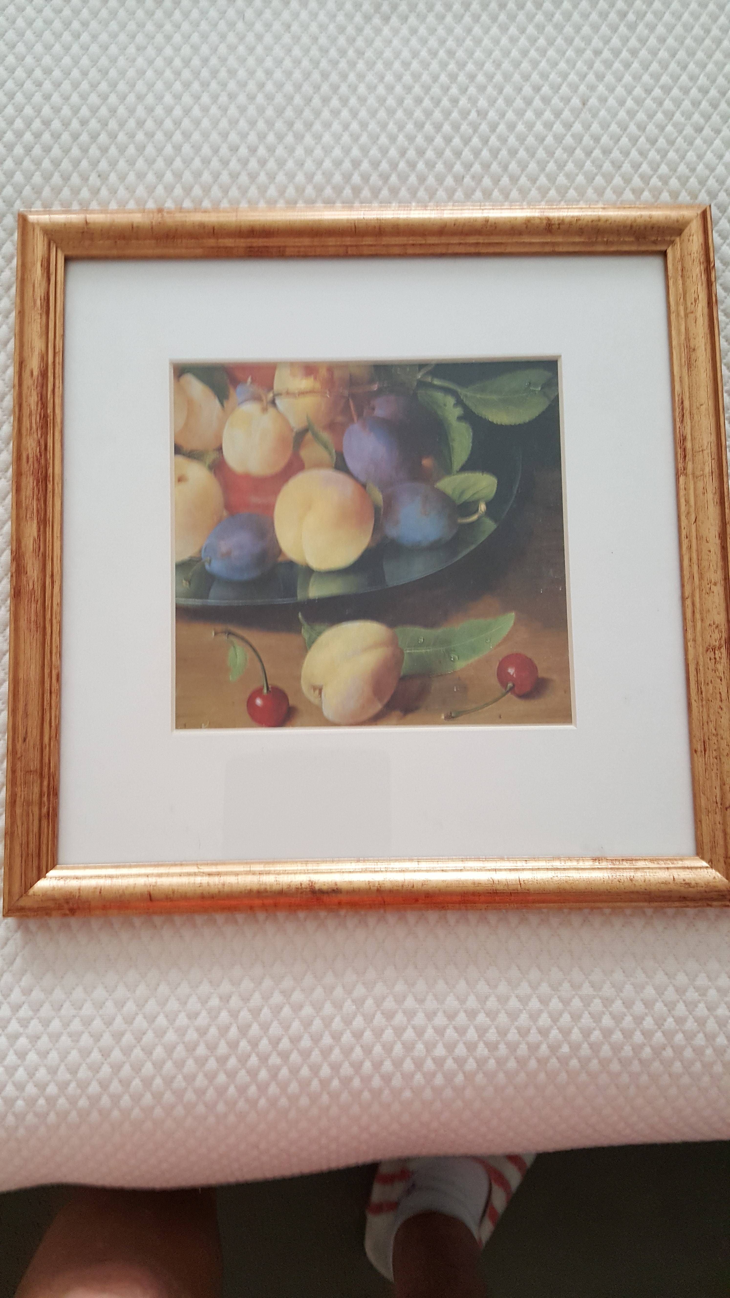 Vends tableau représentant un plat de prunes