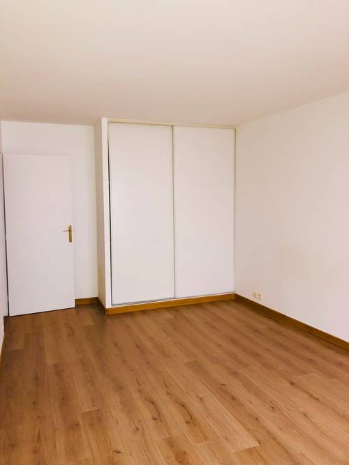 Loue studio meublé - 31m² - Levallois