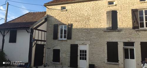 Vends Maison de village 122m² 4 chambres, Moulins-en-Tonnerrois (89)