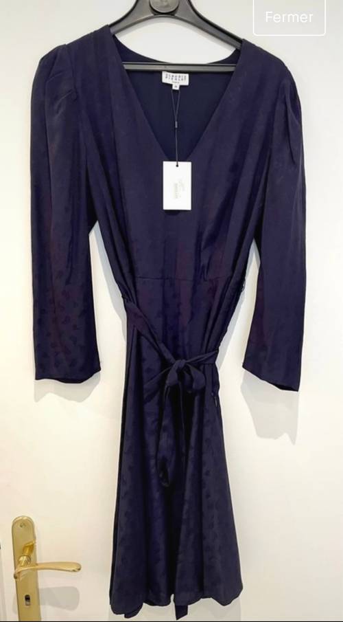 Robe marine Claudie Pierlot neuve taille 36