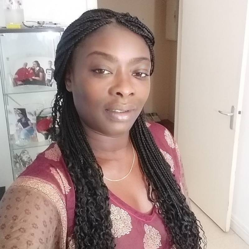 Super Nounou dynamique propose ses services