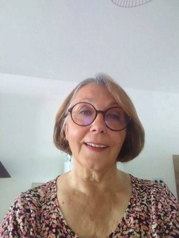 Jocelyne L.