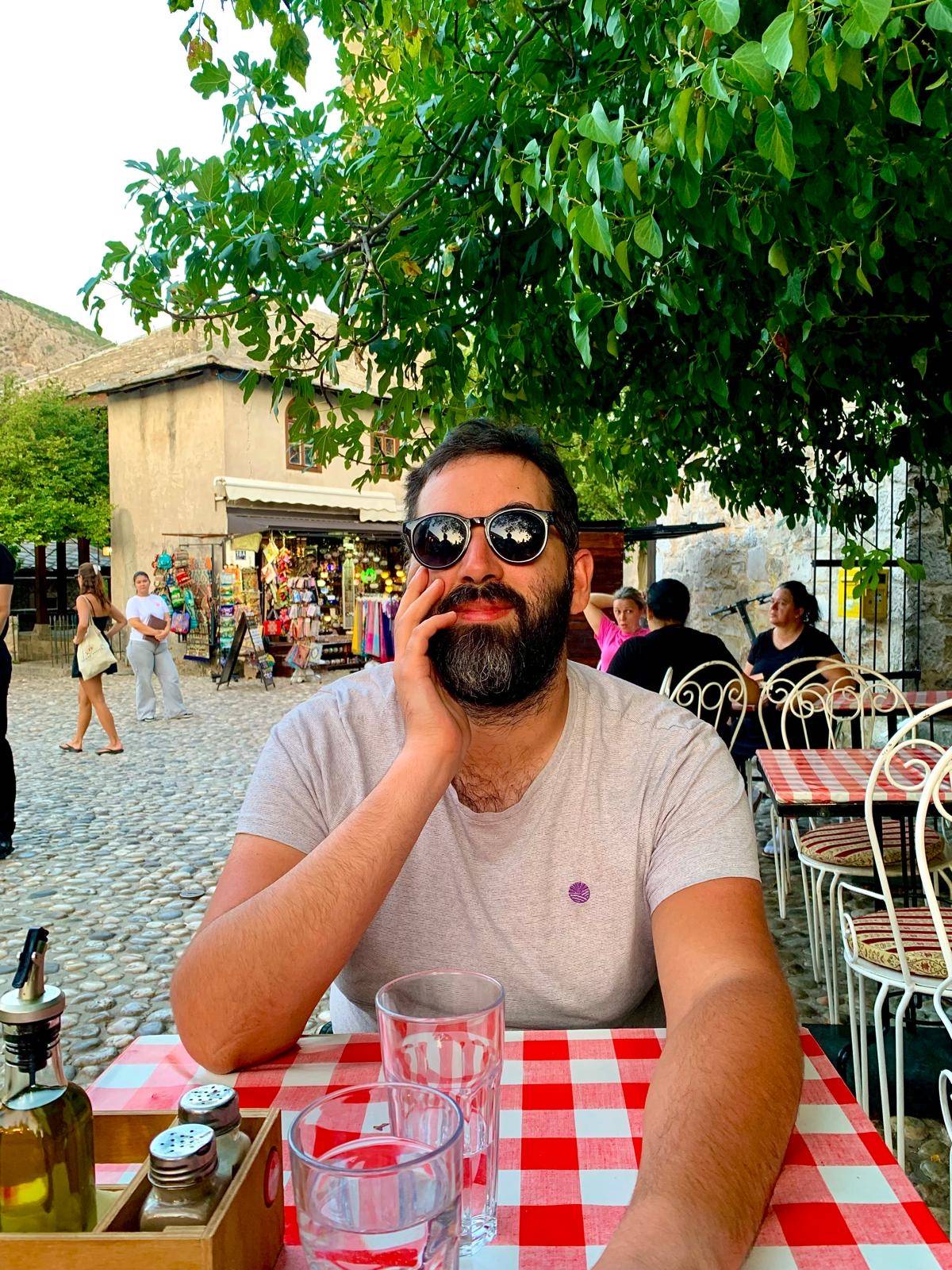 Enis