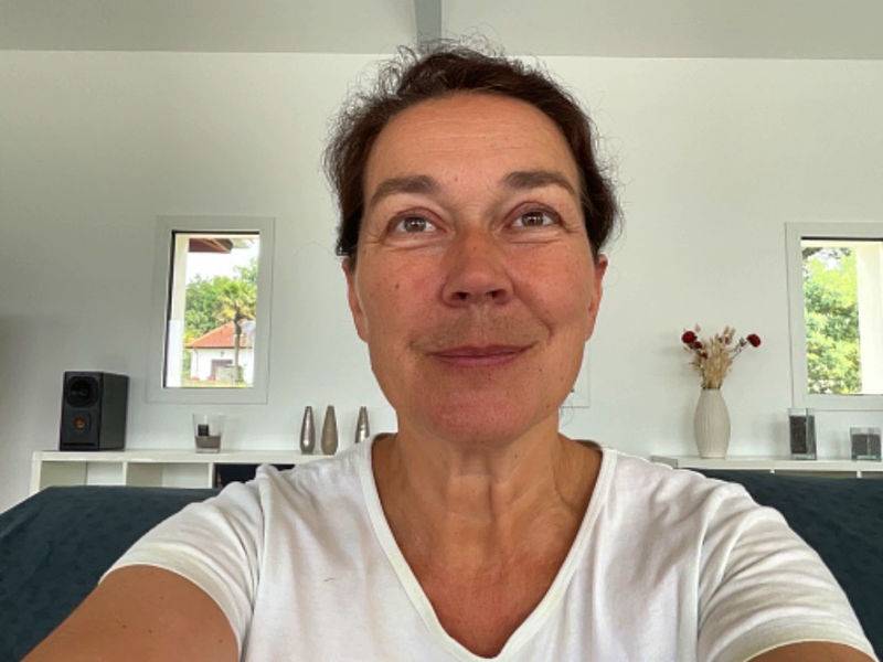 Véronique.
