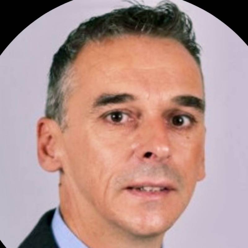 Alexandre L.