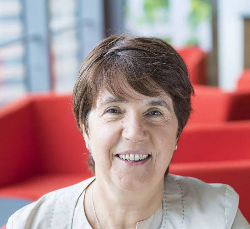 Dominique B.