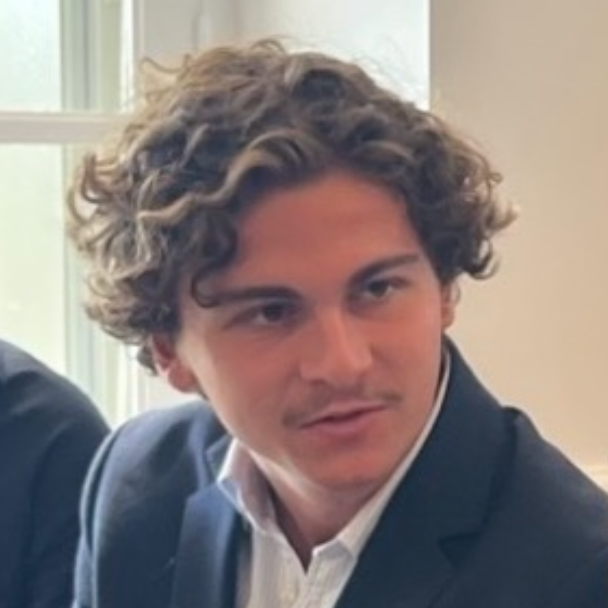 Léo