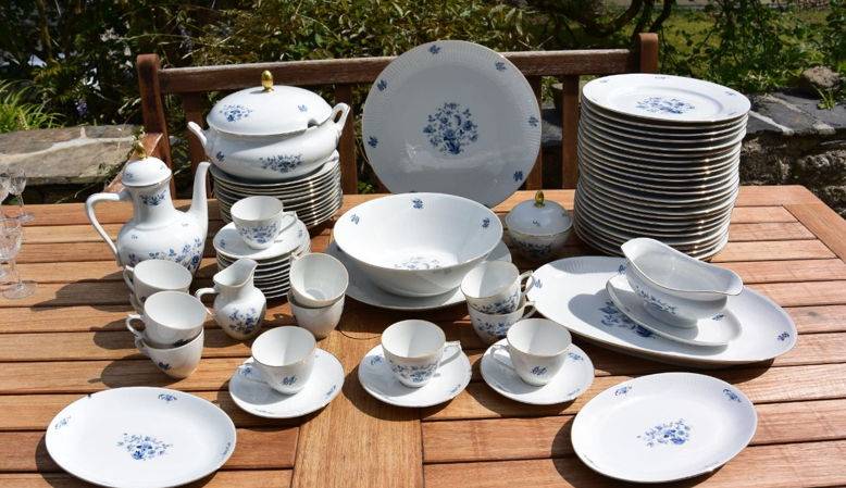 Vends service de table 53 pièces