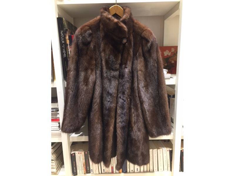 Vends veste 3/4 Vison Naturel taille 40
