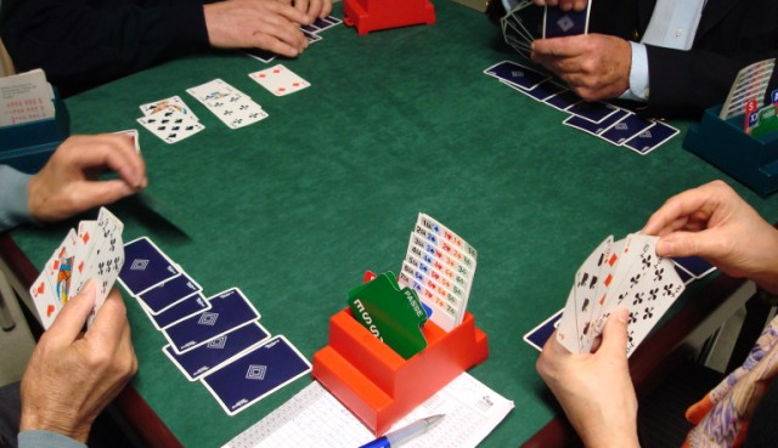 Propose cours de bridge à Rambouillet