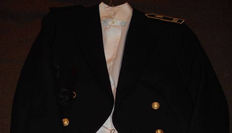 Vends spencers d’officier d’occasion (neufs & quasi neufs) + Grand Blanc (neuf)
