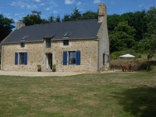 Loue maison avec piscine à Guidel (56) - 10 couchages - 5 ch