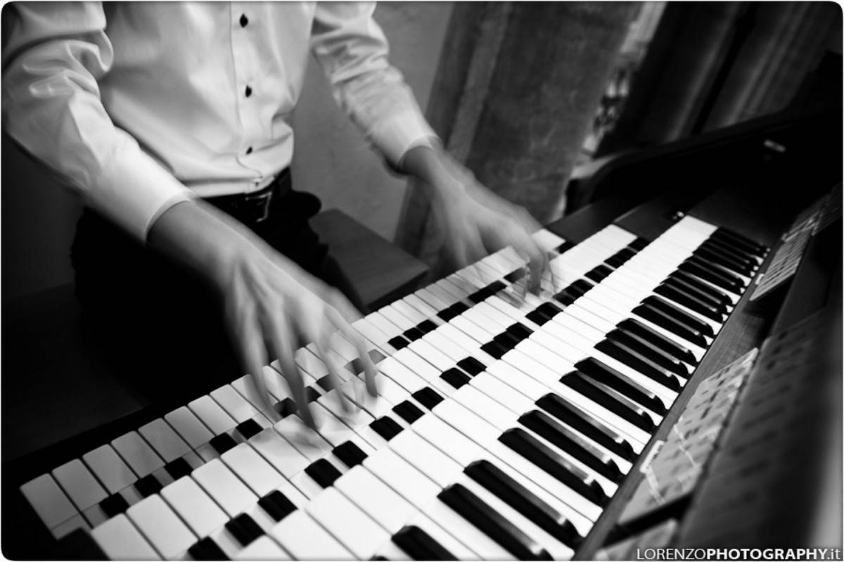 Propose Accompagnement musical orgue/piano chant pour cérémonies