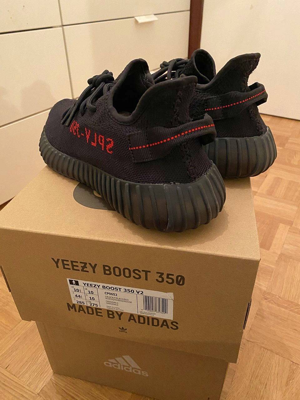 Adidas Yeezy Boost 350 V2 BRED (taille 44,5) (NEUVES) sur Gens de Confiance