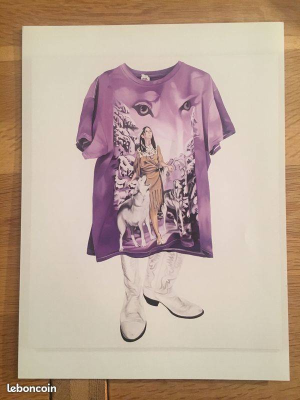 Vends Affiche tee shirt violet Eliza Douglas