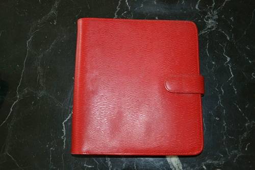 Vends agendas en cuir format A5, divers coloris et finitions