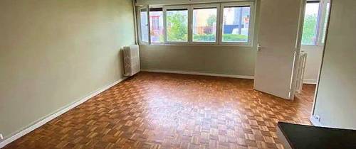 Loue appartement T2 47m², centre Rueil Malmaison (92) parking, cave, chauffage central