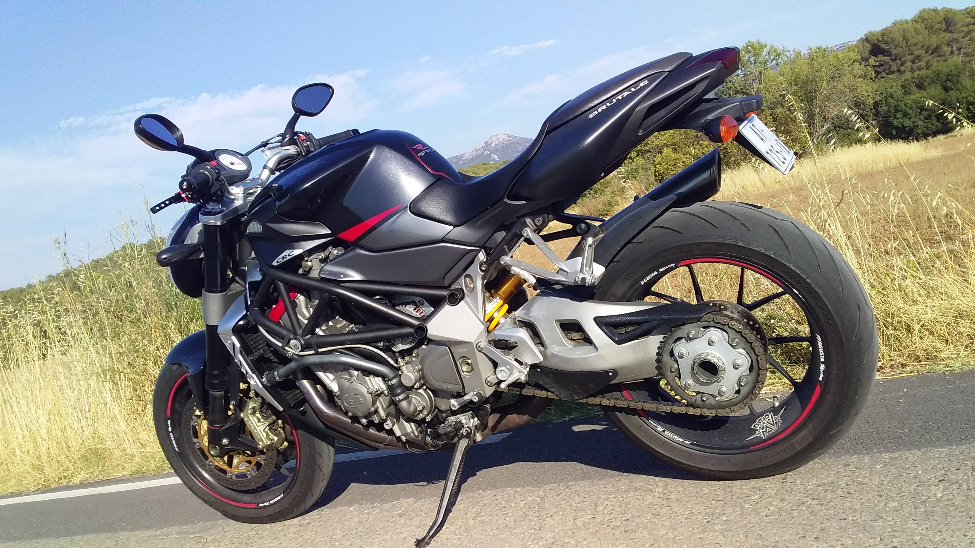 Moto MV Agusta Brutale 910 40 487 km · 2007