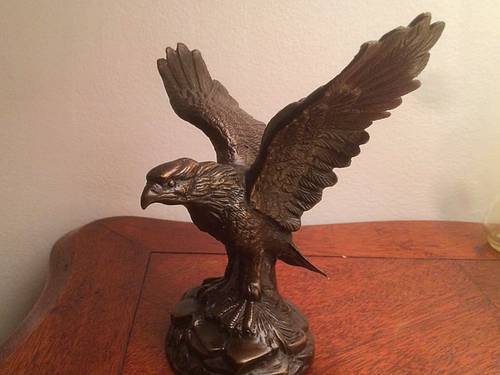 Aigle en bronze