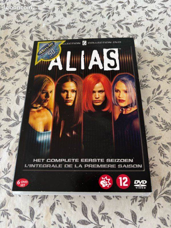 DVD Alias l’intégrale de la 1ere saison, en très bon état