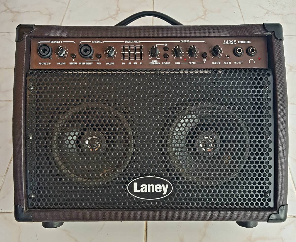 Ampli guitare électroacoustique Laney La35c sur Gens de Confiance