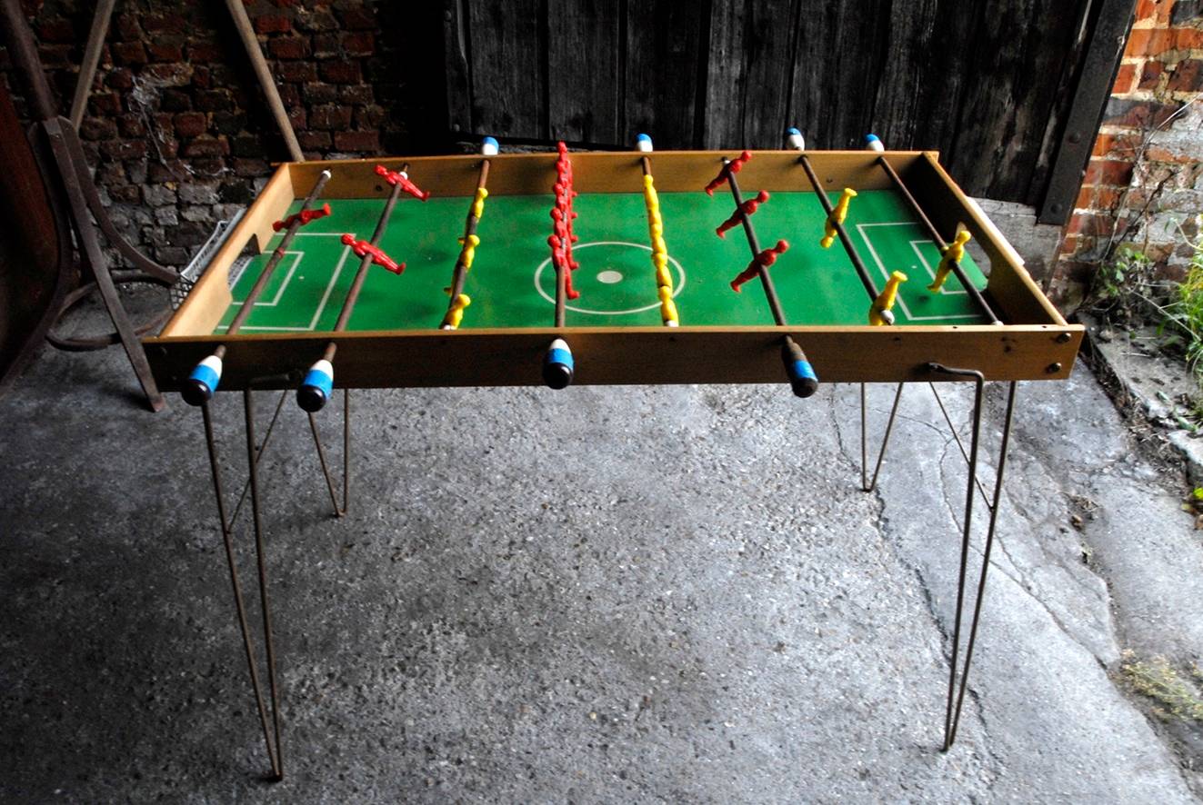 Ancien Babyfoot Pliable en Bois